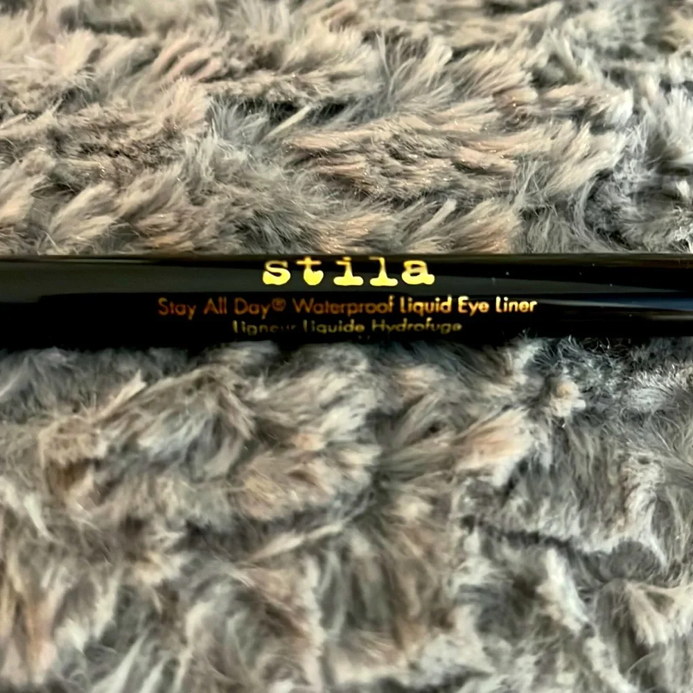 New In Box Stila All Day Waterproof Liquid Eye Liner: Intense Black